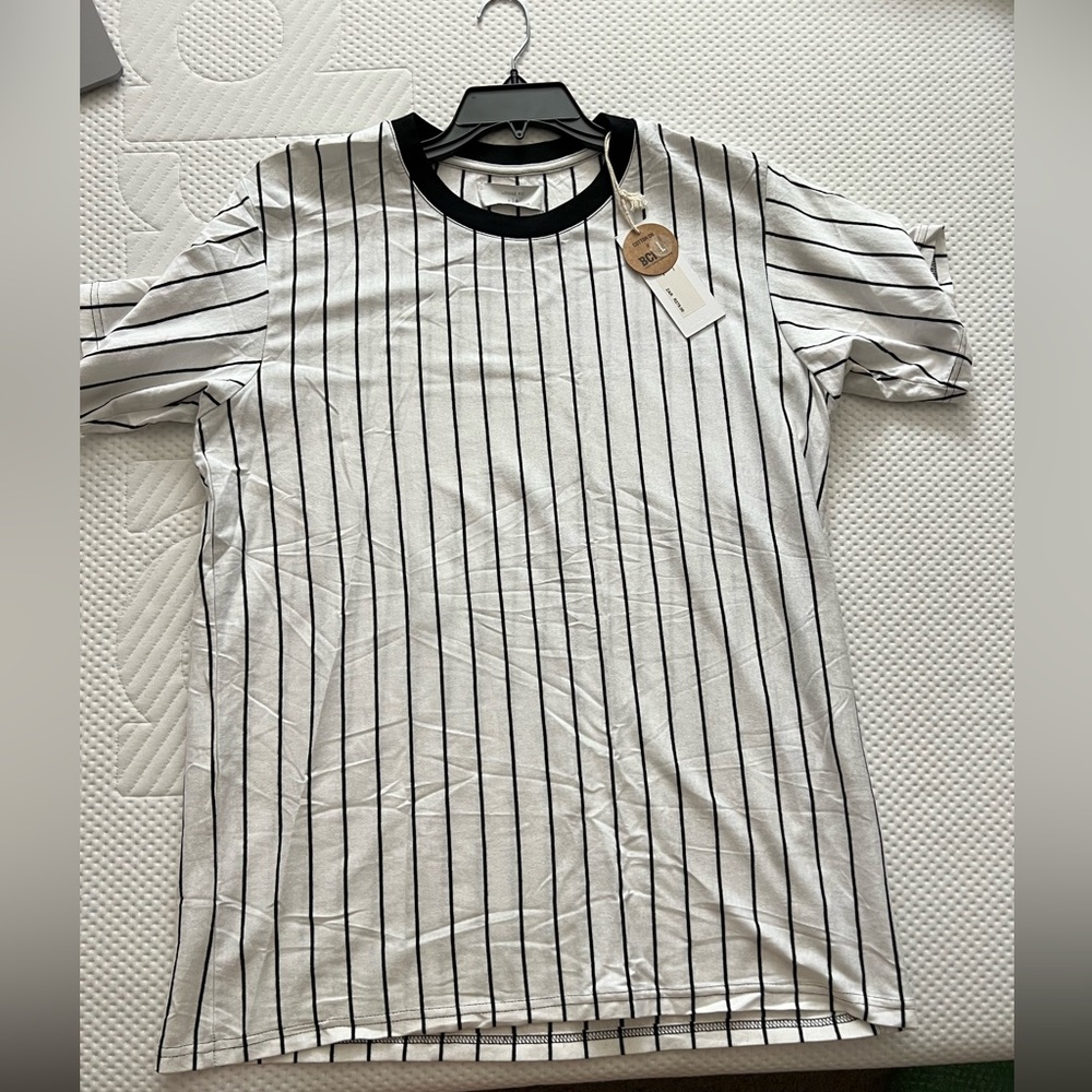 Cotton On T-shirt